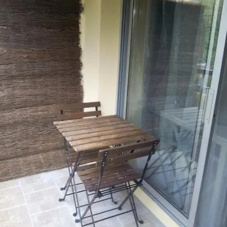 Appartement Situe Plein Sud Avec Balcon Bagnoles de l'Orne Normandie Exterior photo